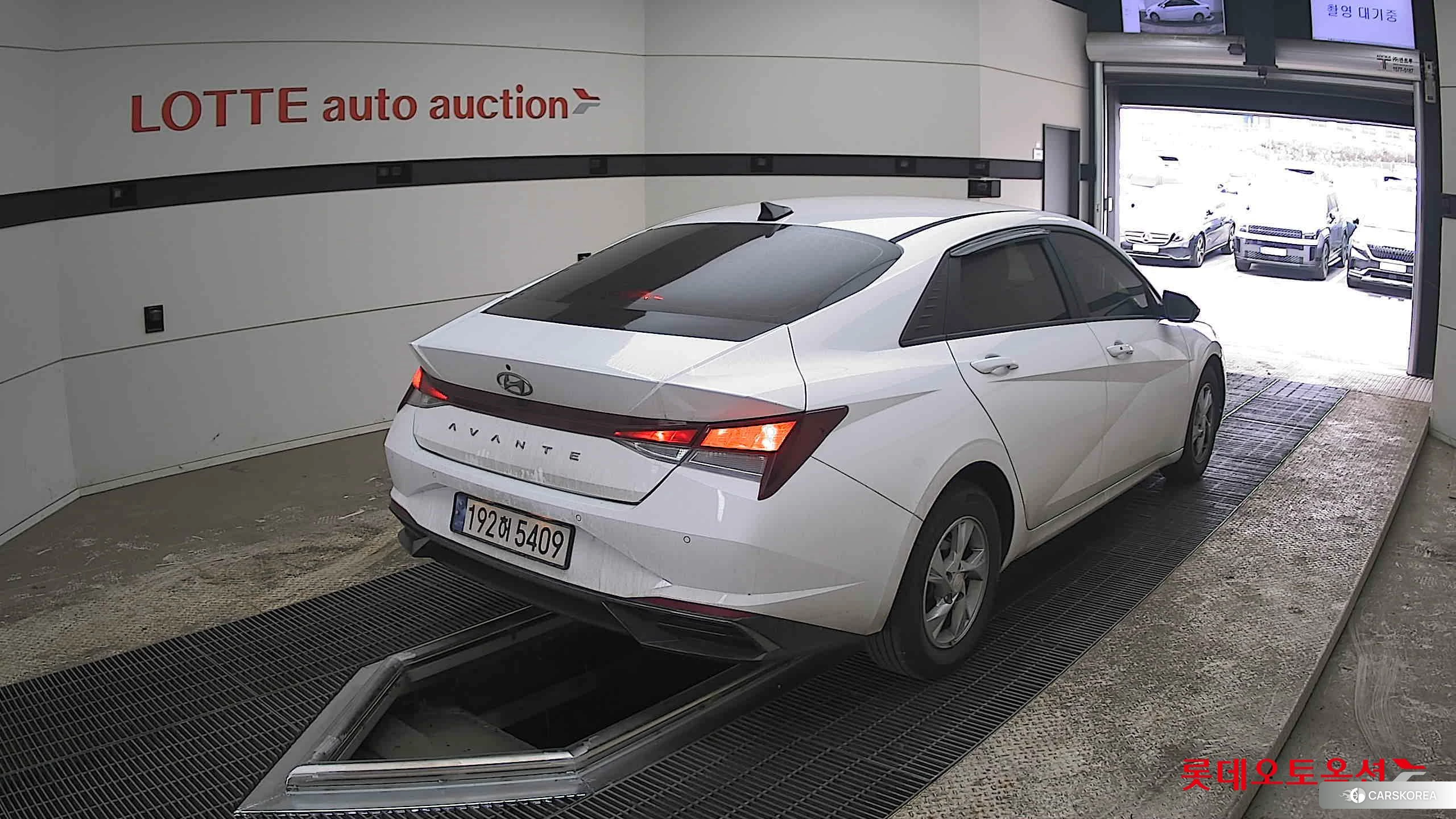 Hyundai Avante id 3869339 из Кореи 32