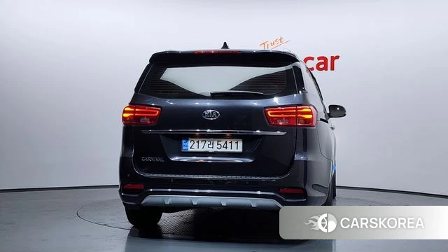 Kia The New Carnival id 3801282 из Кореи 14