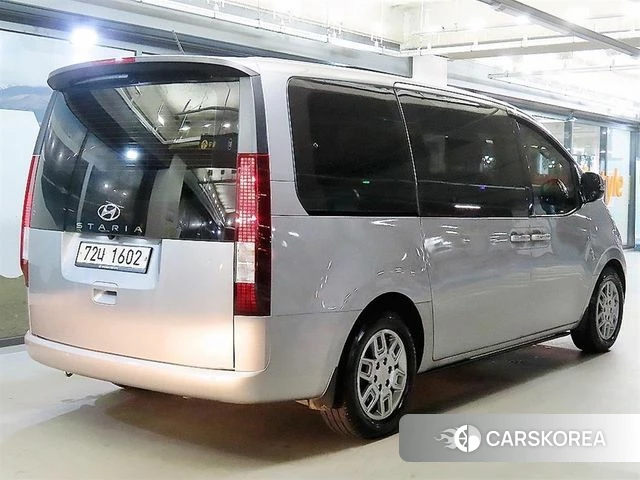 Hyundai Staria id 4470445 из Кореи 14