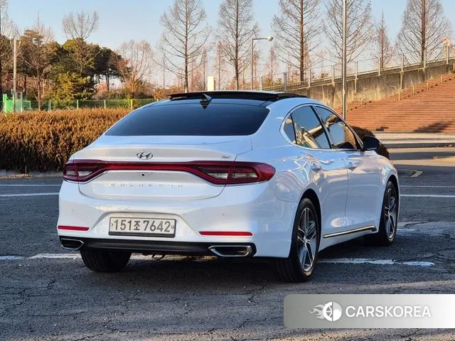 Hyundai Grandeur IG id 3608282 из Кореи 14