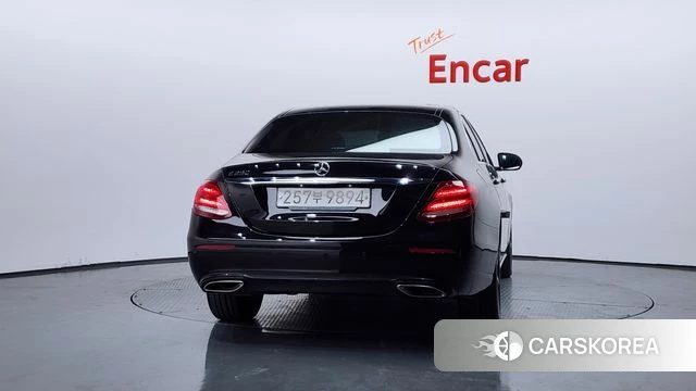 Mercedes-Benz E-Class W213 id 4304529 из Кореи 31