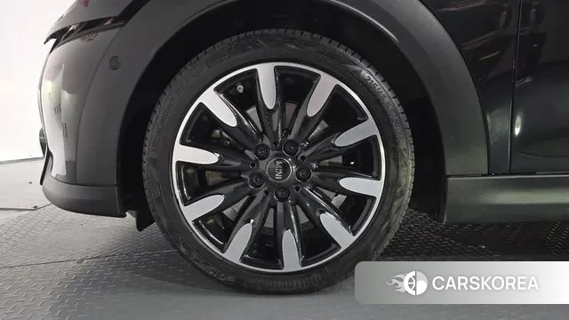 Mini Cooper S id 3289771 из Кореи 14