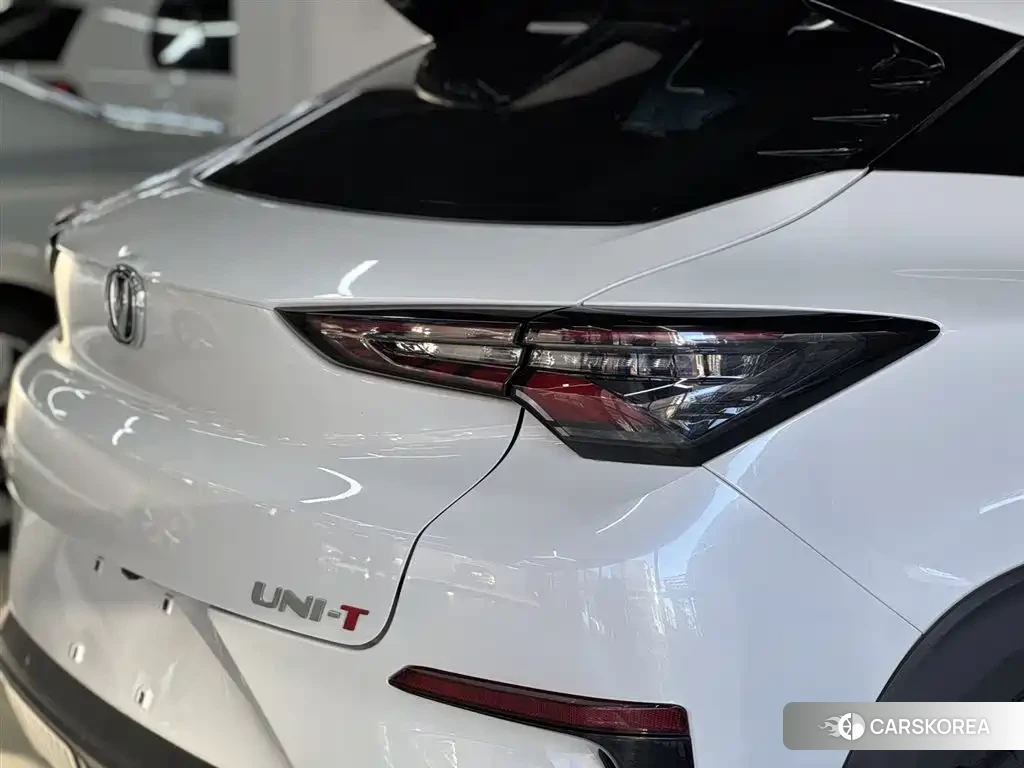 Chang'an UNI-T id 4599552 из Китая 23