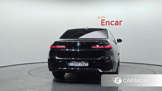 BMW 7 Series (G70) id 4315209 из Кореи 26