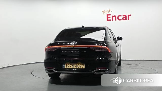 Hyundai The New Grandeur IG id 4518196 из Кореи 14
