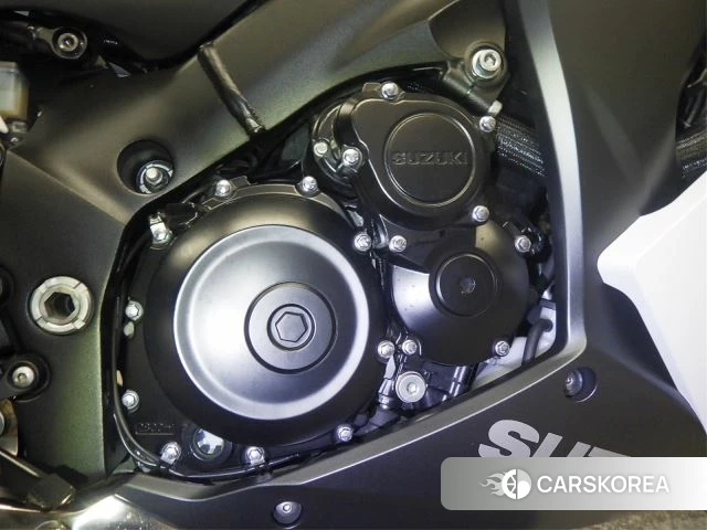 Engine photo