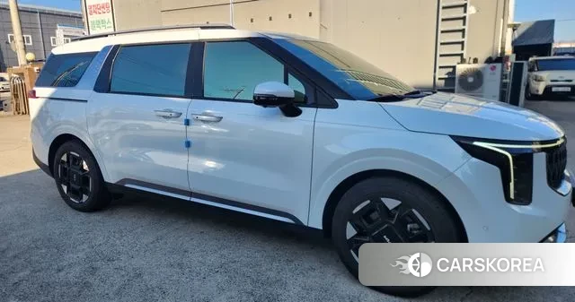 Kia The New Carnival 4th Generation 2025 Белый из Кореи, фото 4