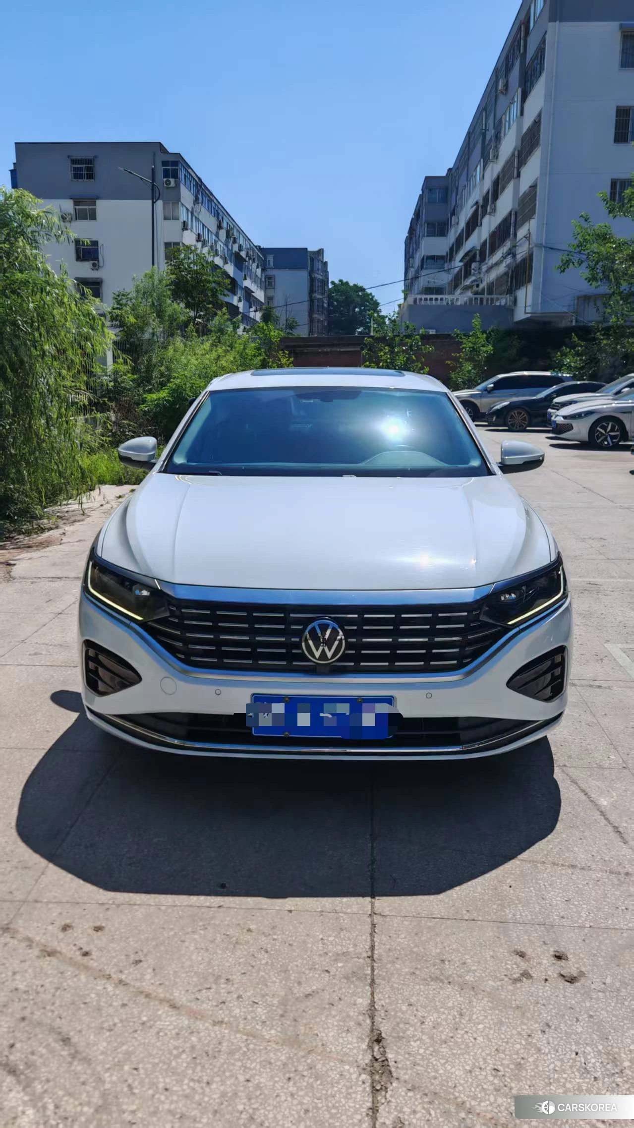 Volkswagen Passat 2022 Белый из Китая, фото 4