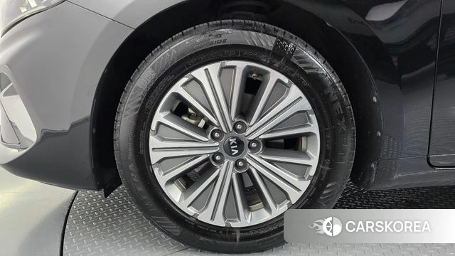 Kia K7 Premier Hybrid id 4907347 из Кореи 27