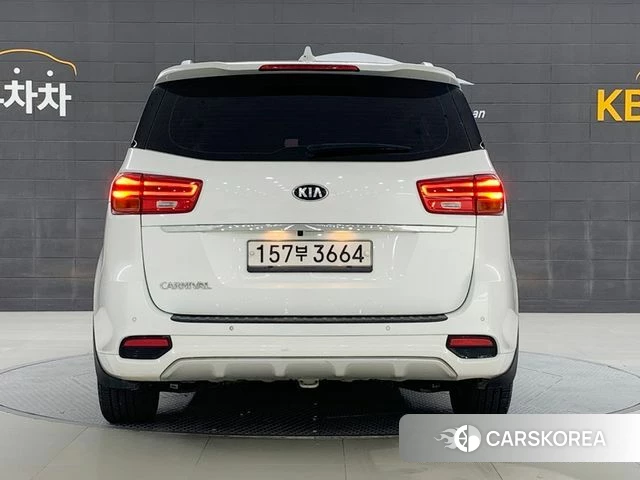 Kia The New Carnival id 4351136 из Кореи 14