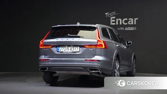 Volvo V60 Cross-Country 2nd Generation id 3017794 из Кореи 14