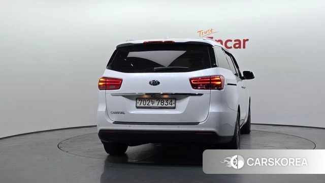 Kia The New Carnival id 4770148 из Кореи 27