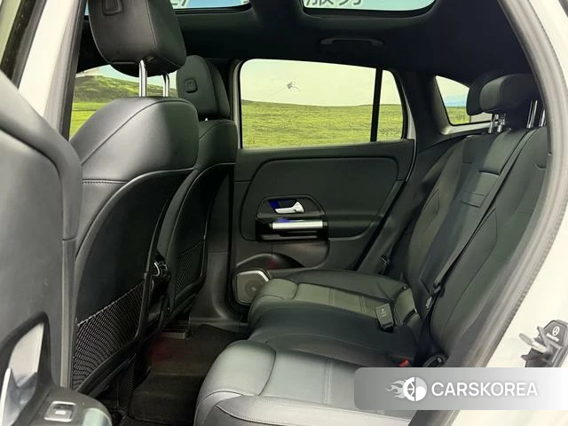 Mercedes-Benz EQA 2024 Белый из Китая, фото 4