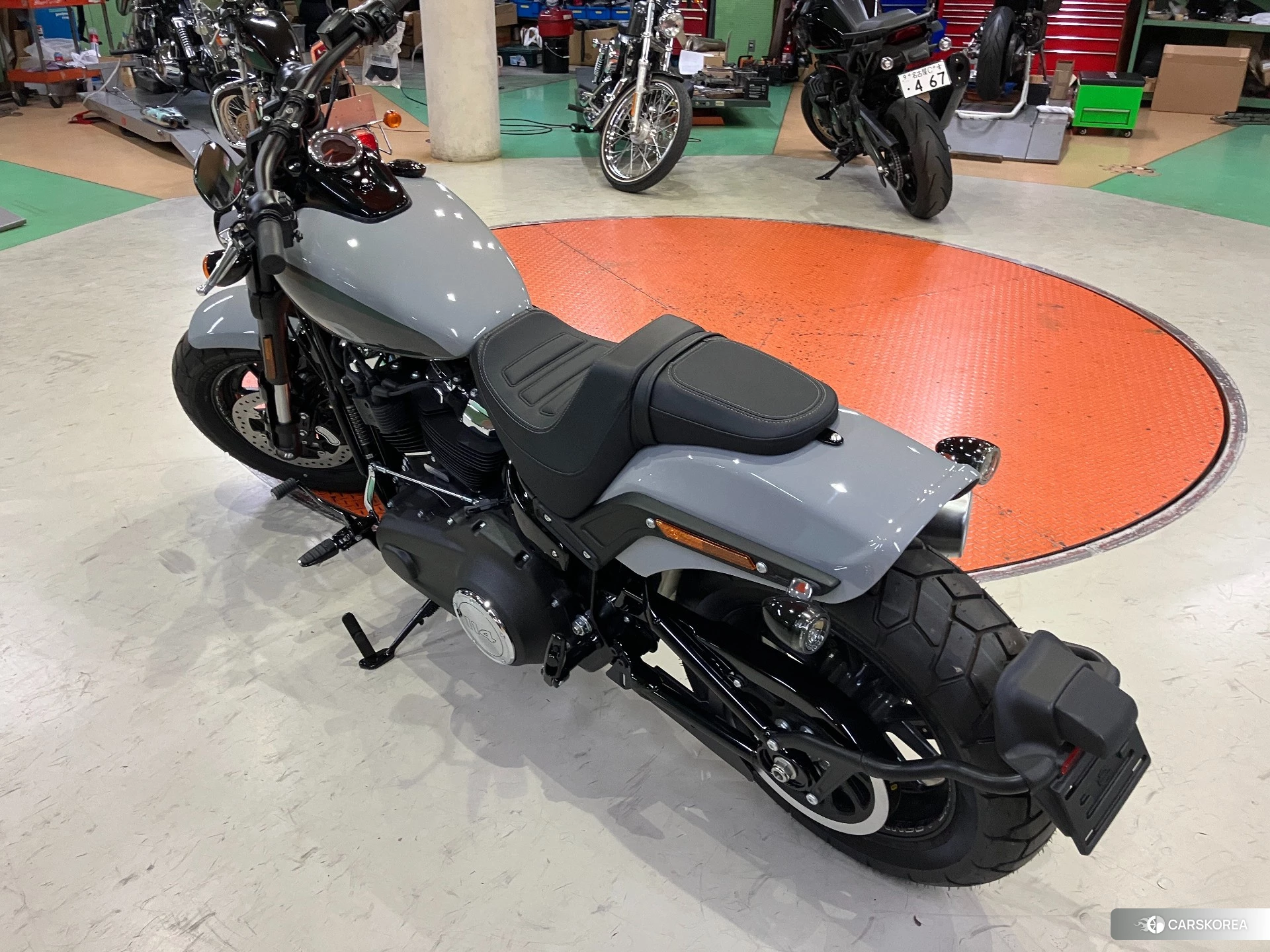 Harley-Davidson Softail Fat Bob FXFBS1868 id 4352548 из Японии 9