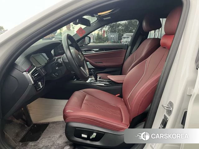 BMW 5 series 2023 Белый из Китая, фото 4