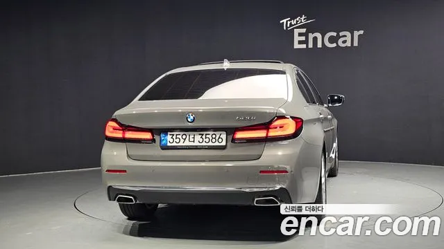 BMW 5 Series (G30) id 2848129 из Кореи 14