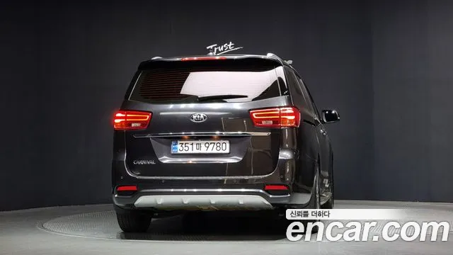 Kia The New Carnival id 2718174 из Кореи 14