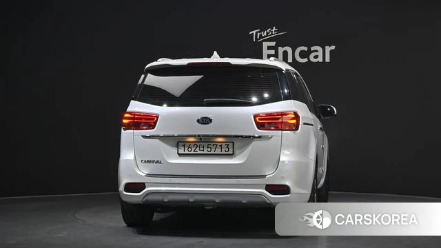 Kia The New Carnival id 4331738 из Кореи 27