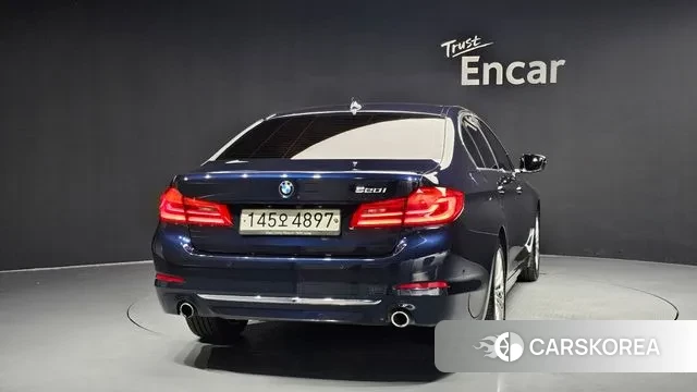 BMW 5 Series (G30) id 3187817 из Кореи 14