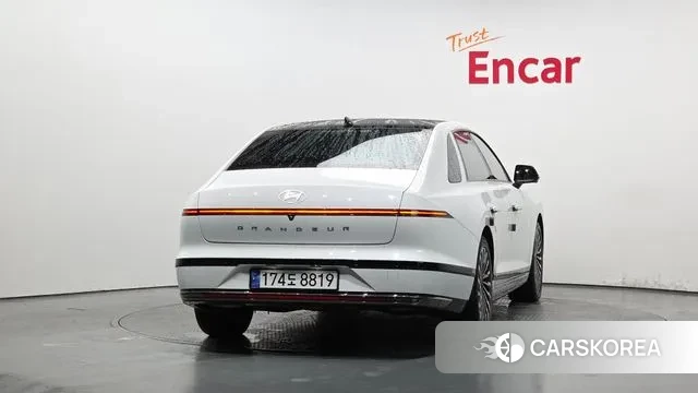 Hyundai Grandeur Hybrid (GN7) id 3007180 из Кореи 14