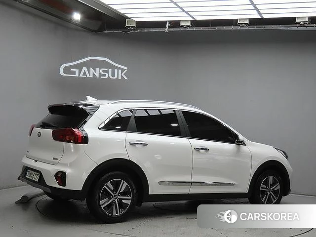 Kia The New Niro id 4614667 из Кореи 14
