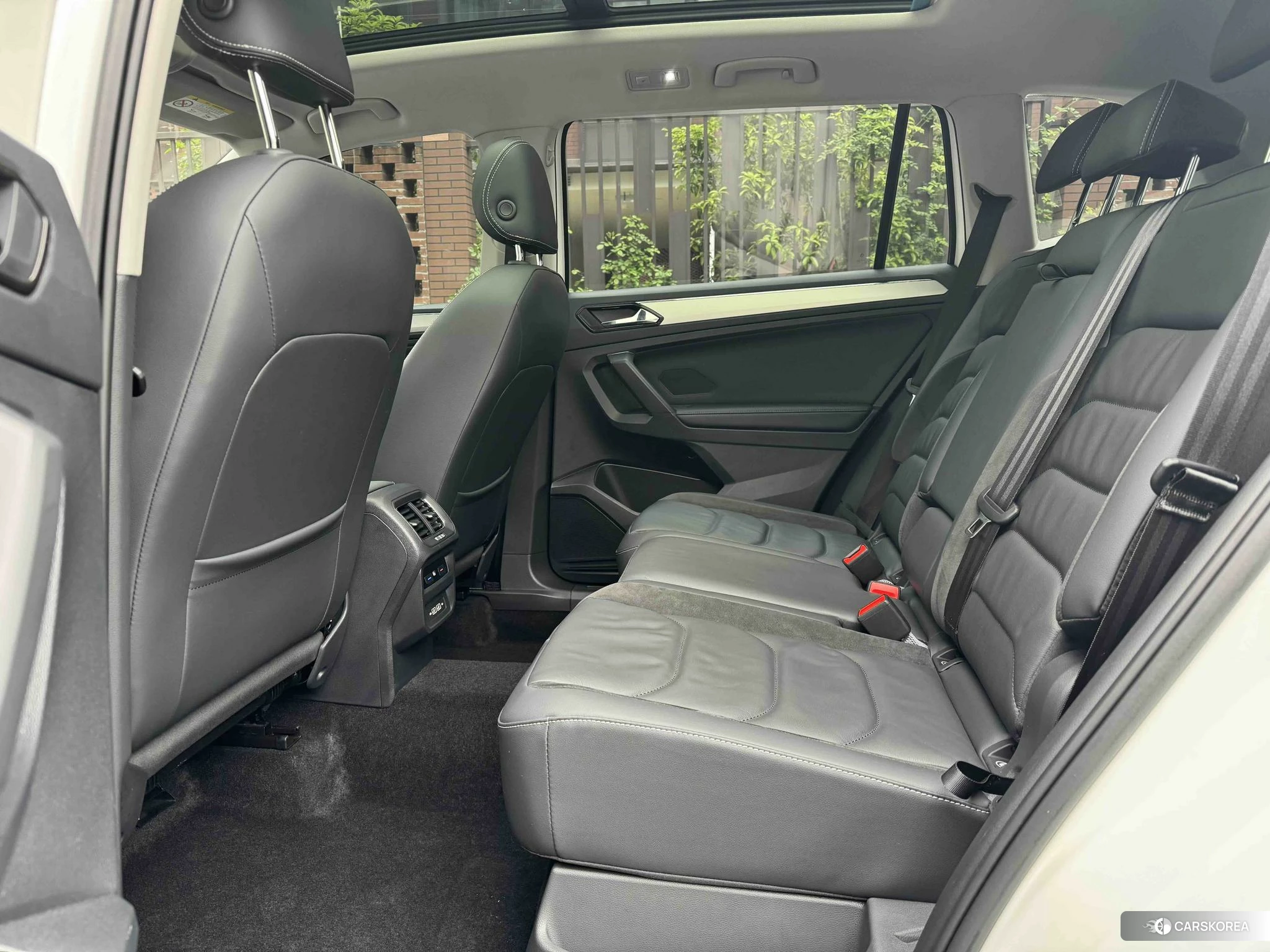 Volkswagen Tiguan L id 4467436 из Китая 8
