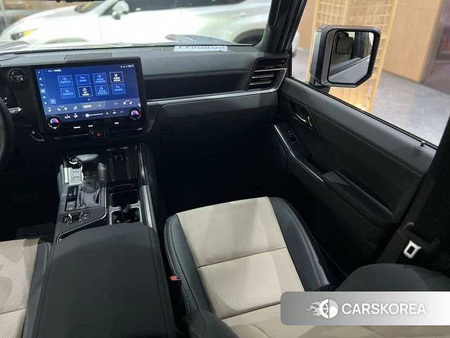 Lexus GX id 3908590 из Китая 14