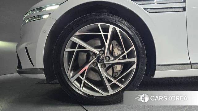 Genesis G90 (RS4) id 3935079 из Кореи 14