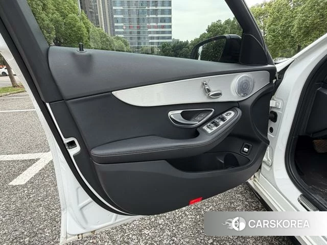 Mercedes-Benz Class C id 4380616 из Китая 10