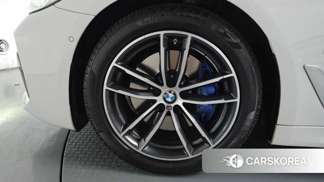 BMW 5 Series (G30) id 4202080 из Кореи 25