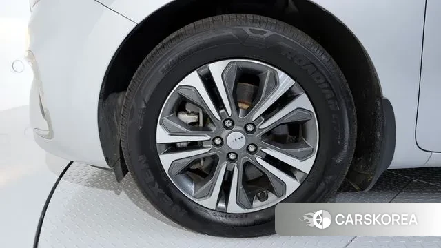 Kia The New Carnival id 3297618 из Кореи 14