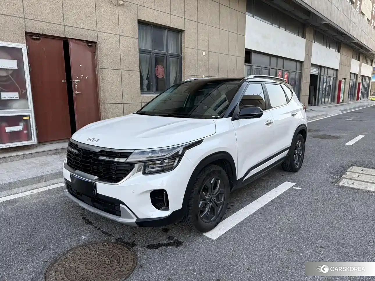 Kia Seltos 2023 Белый из Китая, фото 4