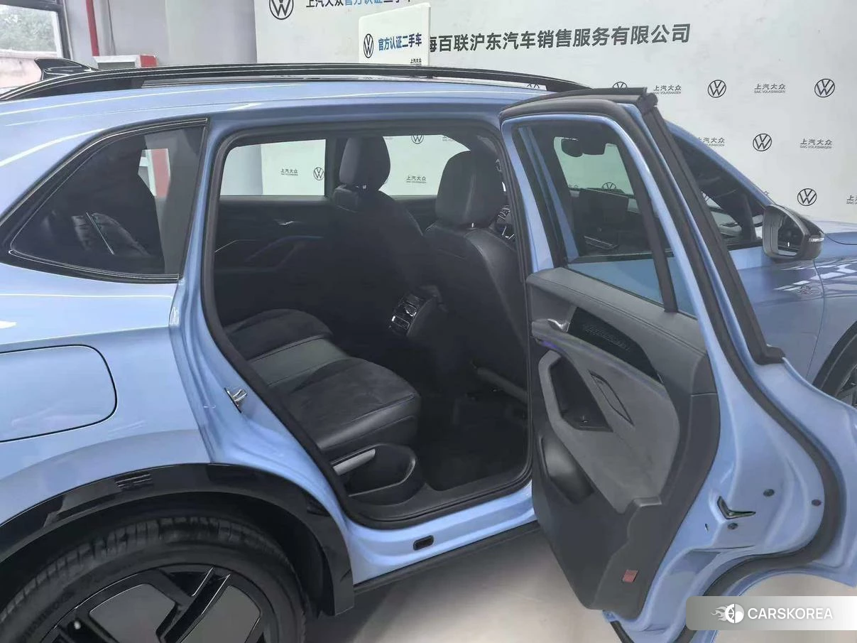 Volkswagen Tiguan L 2024 Синий из Китая, фото 6