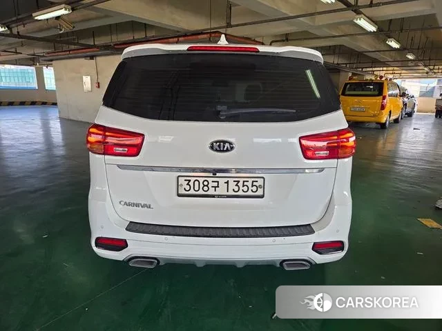 Kia The New Carnival id 3371553 из Кореи 14