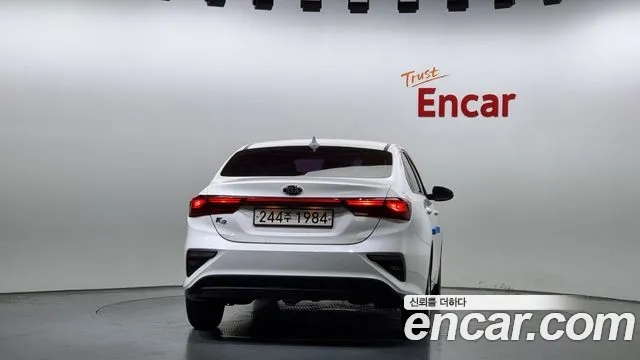 Kia Come New K3 id 2798038 из Кореи 14