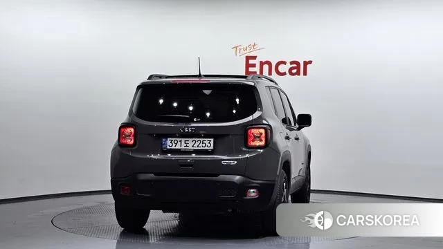Jeep Renegade id 3385056 из Кореи 14