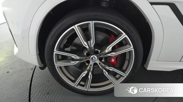BMW X6 (G06) id 3786919 из Кореи 14