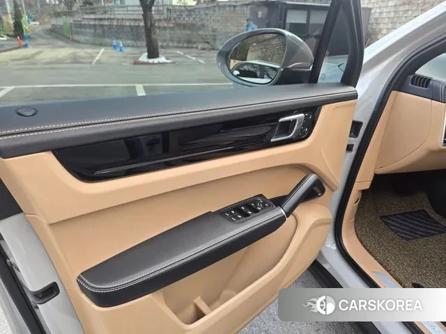 Porsche Cayenne (PO536) 2023 Другое из Кореи, фото 6