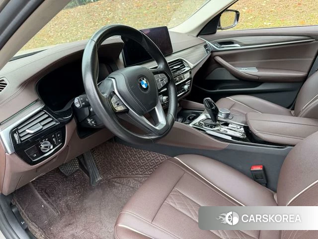 BMW 5 series PHEV 2021 Шампань из Китая, фото 5