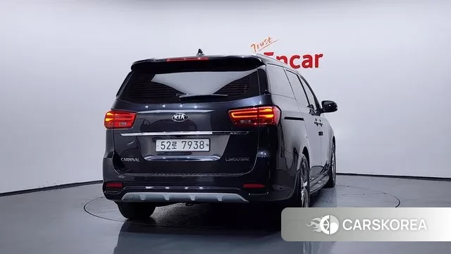 Kia The New Carnival id 3557570 из Кореи 14