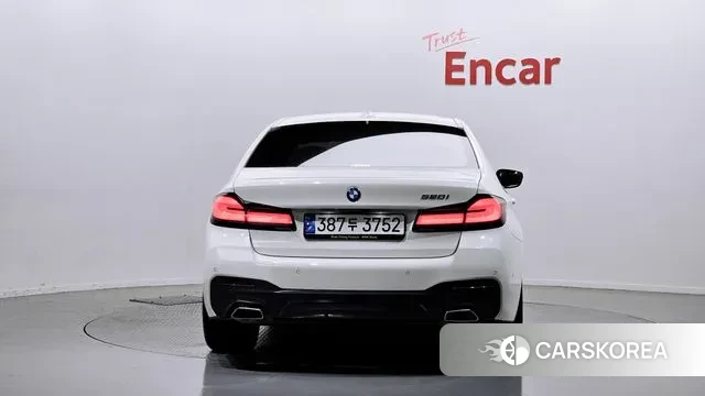 BMW 5 Series (G30) id 2974901 из Кореи 14