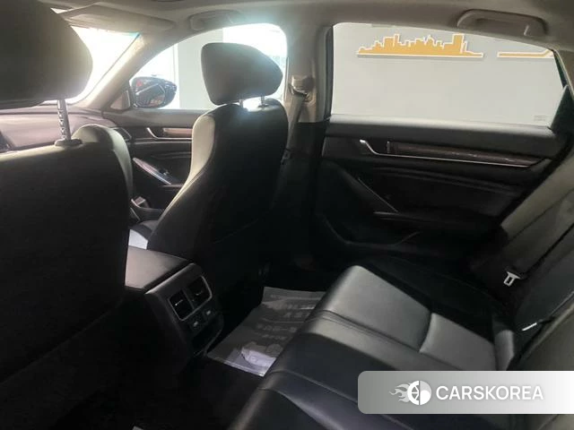 Honda Accord id 4307778 из Китая 34