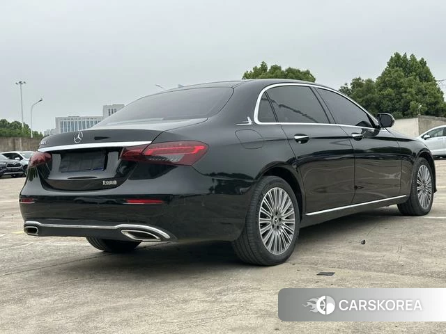 Mercedes-Benz E-class id 4313404 из Китая 10
