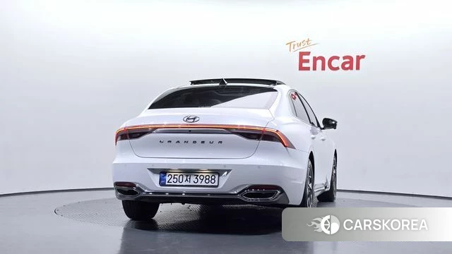 Hyundai The New Grandeur IG Hybrid id 4899409 из Кореи 30