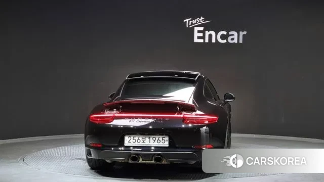 Porsche 911(992) id 3004448 из Кореи 14