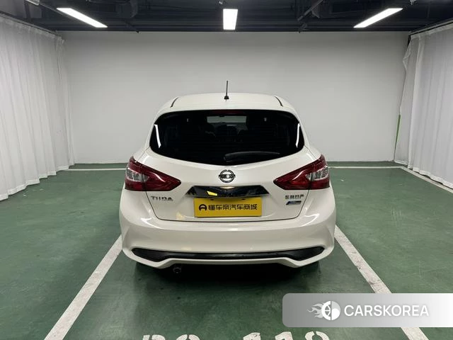 Nissan TIIDA id 4207380 из Китая 14