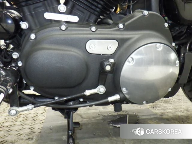 Engine photo