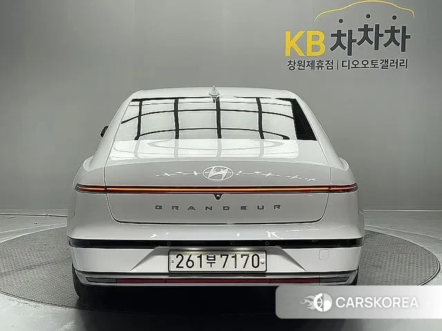 Hyundai Grandeur (GN7) id 3517963 из Кореи 14