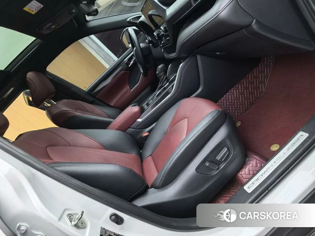 Toyota Crown Lufang id 4321306 из Китая 16