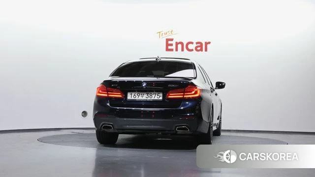 BMW 5 Series (G30) id 3872866 из Кореи 14